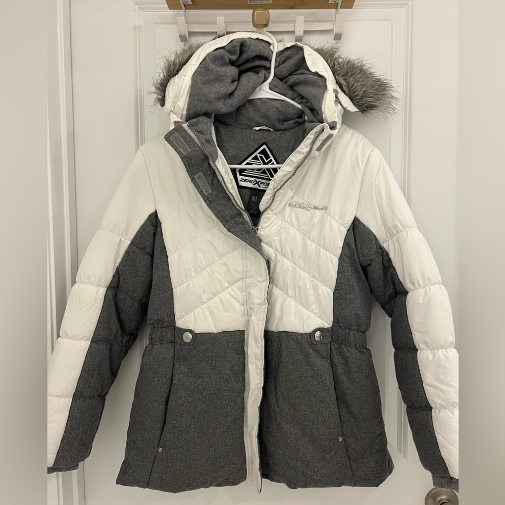 Zero Xposure White and Gray Winter Jacket